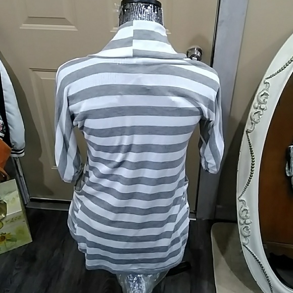 Cardigan - Picture 3 of 3